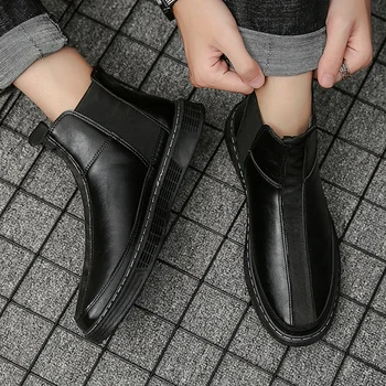 Nov Prihod Človek Priložnostne Čevlji Oblikovalec Mens Motorno Kolo, Copati Anti Slip Delovni Čevlji Za Mens Sivo Črna Moški Modni Čevlji